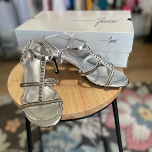 Jacqueline Ferrar Metallic Silver Sandals